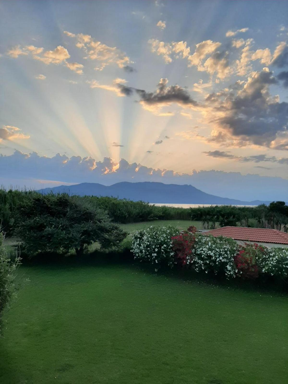 Villa Allegra Korfalonas ภายนอก รูปภาพ